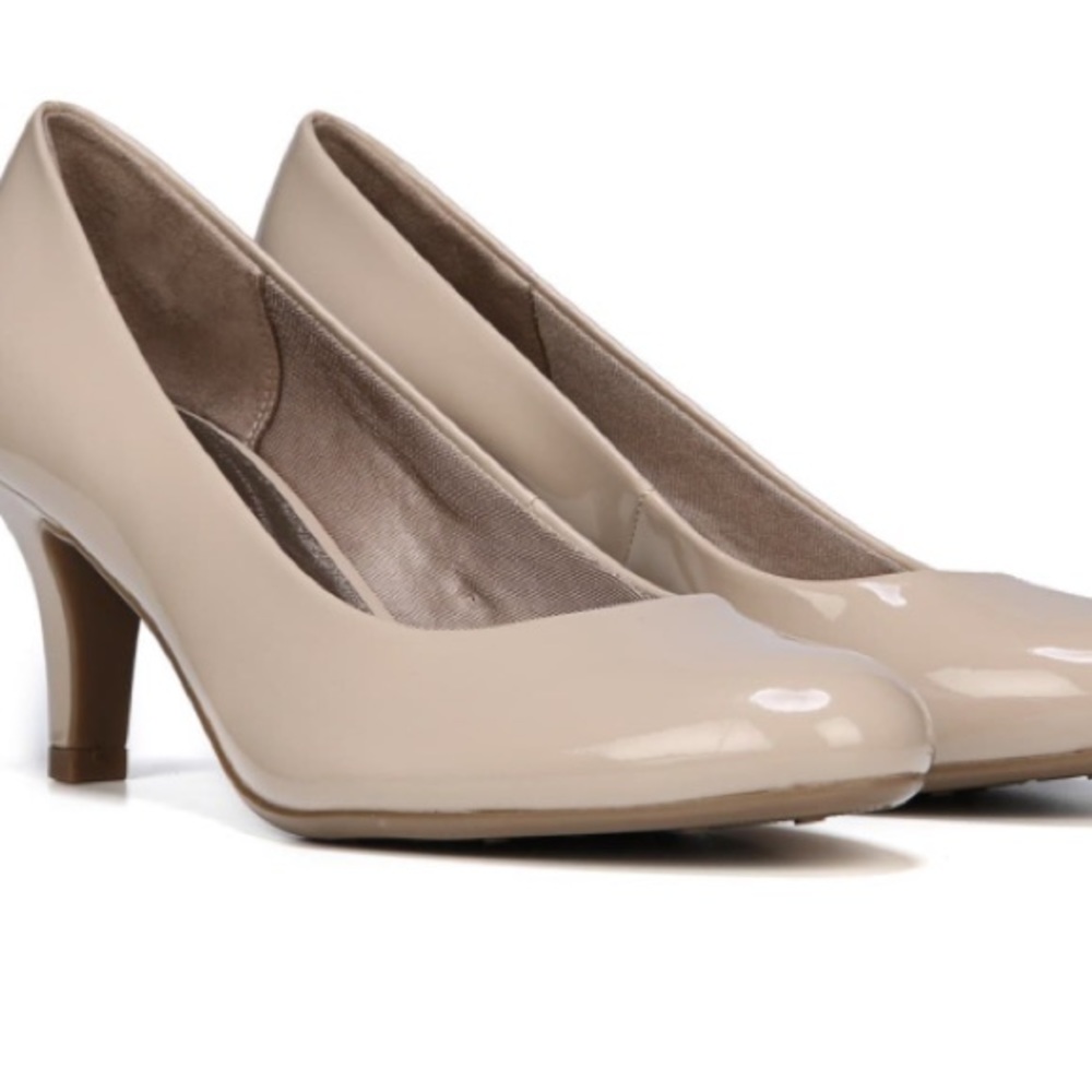 📍Womens Life Stride PARIGI Pumps Shoes SZ 7M NWOT📍